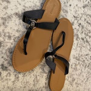 Sandal